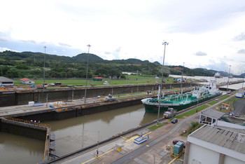 Complete Transit of the Panama Canal photo 5