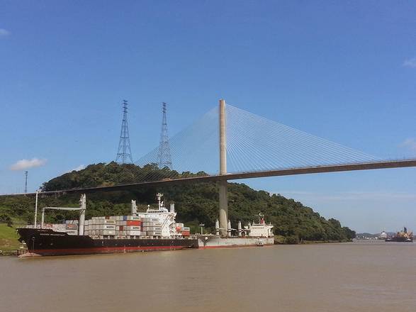 Complete Transit of the Panama Canal, Panama