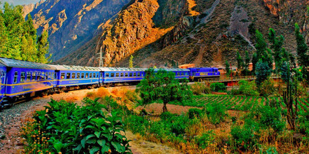 Expedition Train - Ollantaytambo to Aguas Calientes photo 2