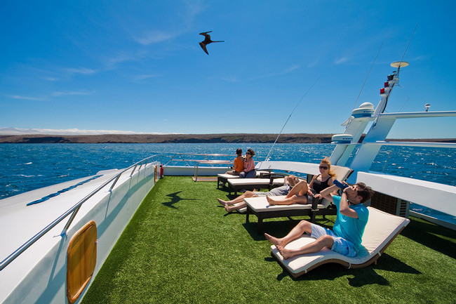 FC Anahí Cruise Galápagos Islands photo