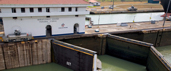Panama City and Panama Canal Tour photo 2