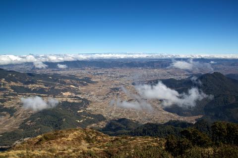 Hiking Santa María Volcano