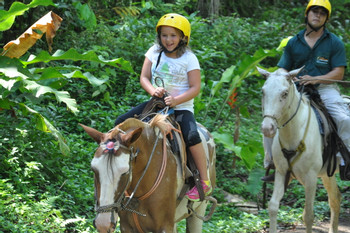 Horseback Riding Manuel Antonio photo 2