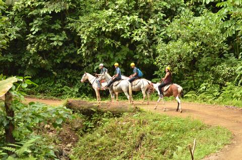 Cabalgata en Manuel Antonio