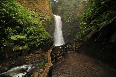 La Paz Waterfall Gardens Tour Costa Rica