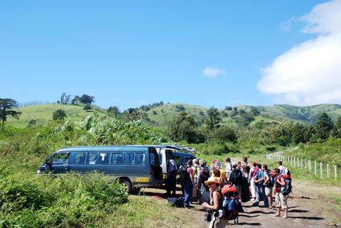 Taxi-Boat-Taxi Monteverde to Arenal Costa Rica