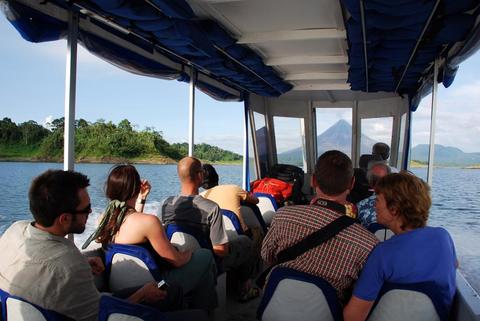Taxi-Boat-Taxi Monteverde to Arenal Costa Rica