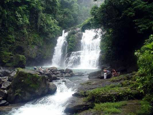 Nauyaca Waterfalls Tour