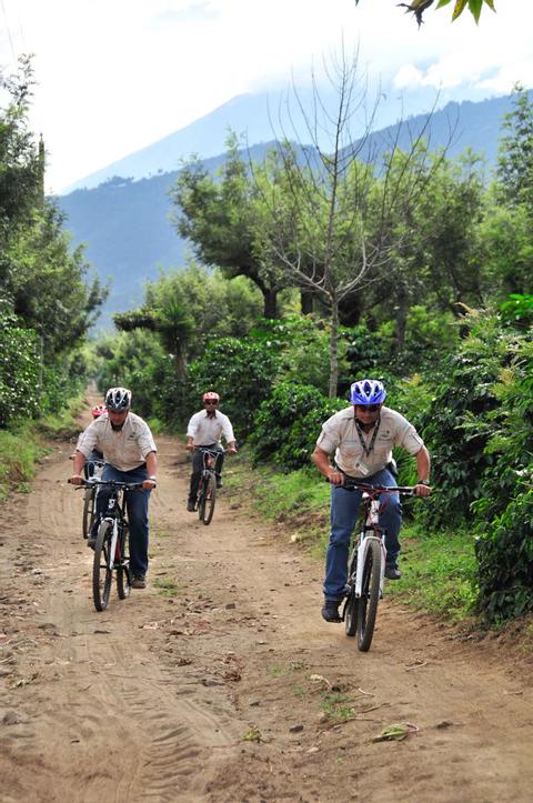Mountain Bike Downhill Experience Guatemala