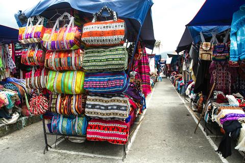 Tour de un Día Completo Otavalo Ecuador