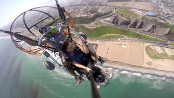 Paragliding Tour of Lima photo 5
