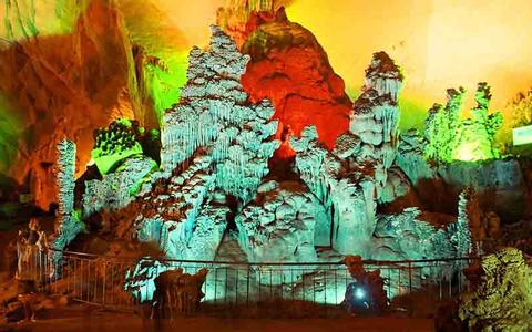 Phong Nha Cave & Paradise Cave Tour