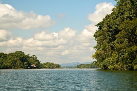 Playa Blanca & 7 Altares Tour Guatemala
