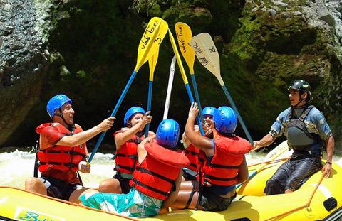 Waterfall Rapelling and Rafting Tour Costa Rica