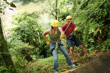 Rappelling photo 3