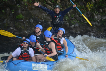 Rafting Sarapiqui River Class III-IV photo 5