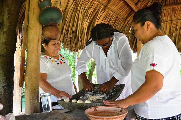 San Antonio Maya Community