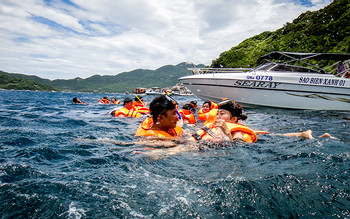Cu Lao Cham snorkeling tour photo 2
