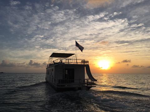 Sunset Cruise Houseboat Tour Belize