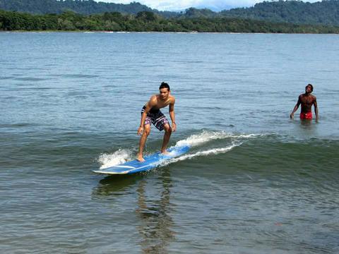 Clases de surf en Puerto Viejo Costa Rica