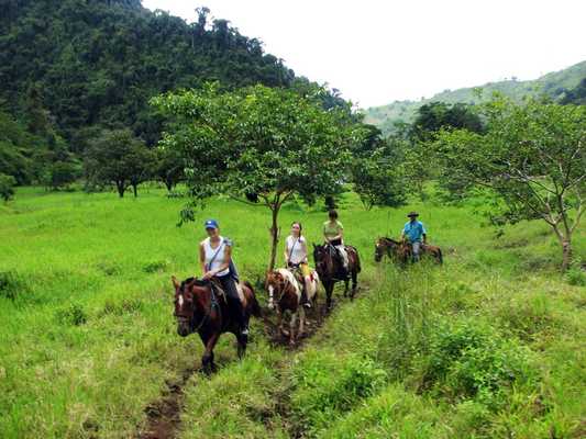 Arenal to Monteverde Horseback Lake Route