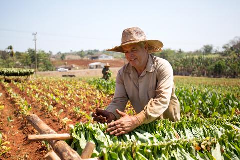 Visit to the Farmer House