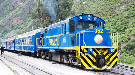 Vistadome Train - Poroy to Aguas Calientes photo 3