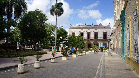 Walking Camaguey