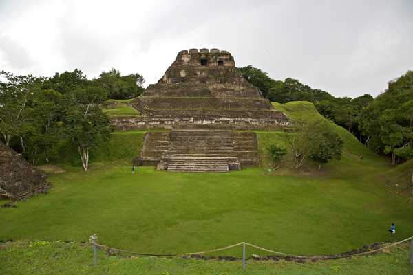 Xunantunich Tour