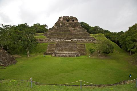 Tour por Xunantunich