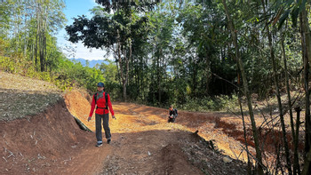 Mai Chau Nature Hiking, Drive to Hanoi photo 4