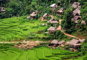 Mai Chau to Pu Luong - Trekking Through Hidden Villages photo 3