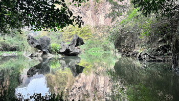 Mai Chau Drive to Ninh Binh and Visit Caves by Boat photo 2