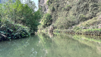 Mai Chau Drive to Ninh Binh and Visit Caves by Boat photo 3