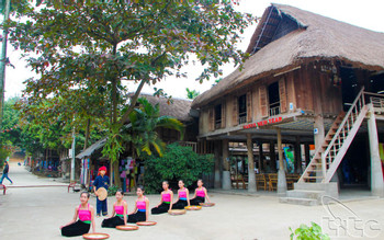 Visit Mai Chau photo 4