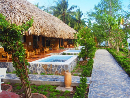 Mekong Lodge