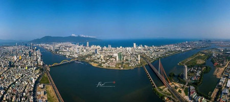 Sightseeing over Da Nag by Seaplane photo 2