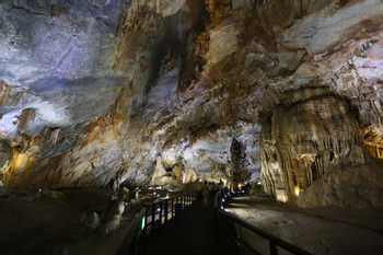 Paradise Cave Adventure photo 2