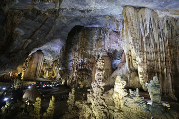 Paradise Cave Adventure photo 3