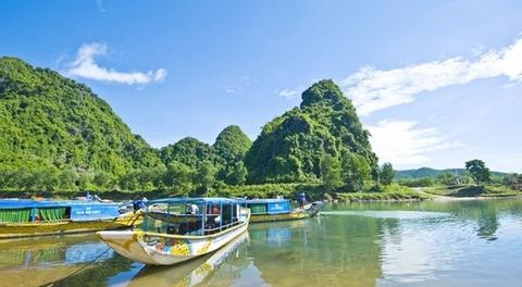 Dong Hoi City to Phong Nha Cave