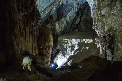 Phong Nha Trekking Join Tour Vietnam