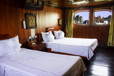 Red Dragon Junk 5 Cabin Vietnam