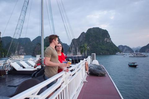 Syrena Cruise Vietnam