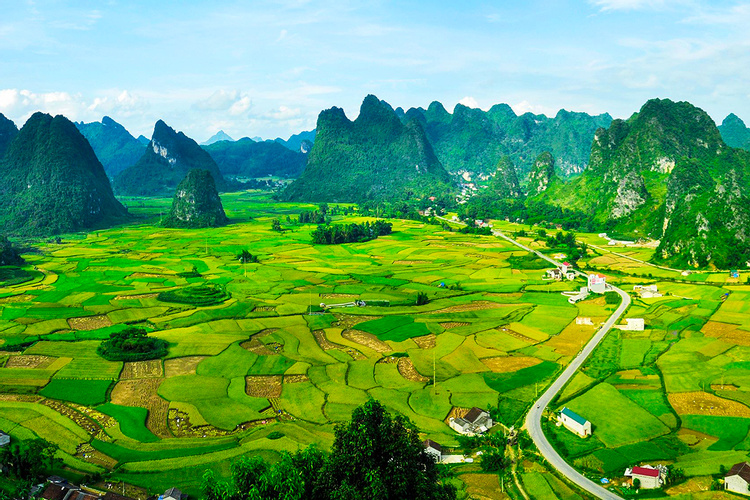 Hanoi – Cao Bang with a Stop at Dong Khe photo