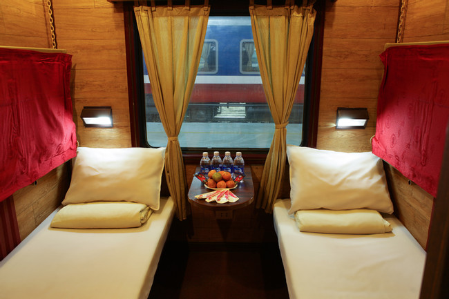 Night train Ha Noi - Lao Cai photo