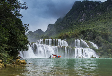 Vietnam Hiking Tours photo 2
