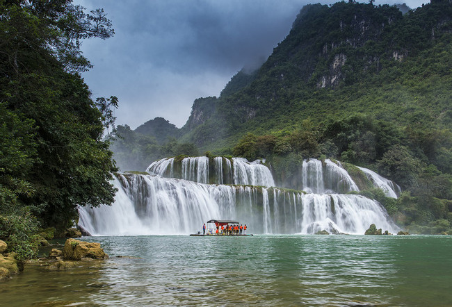 Ban Gioc Waterfall Babe Lake 3 Day, 2 Night  photo