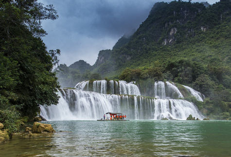 Ban Gioc Waterfall Babe Lake 3 Day, 2 Night 
