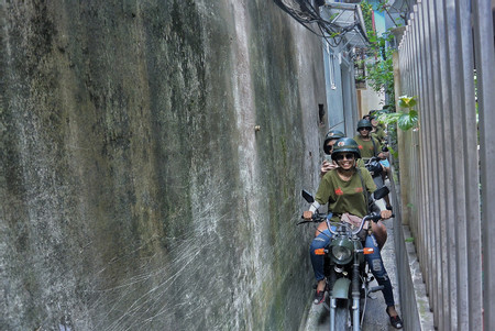 Hanoi Foodie Tour by Motorcycle photo 2