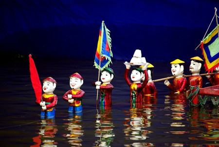Water puppet tour photo 2